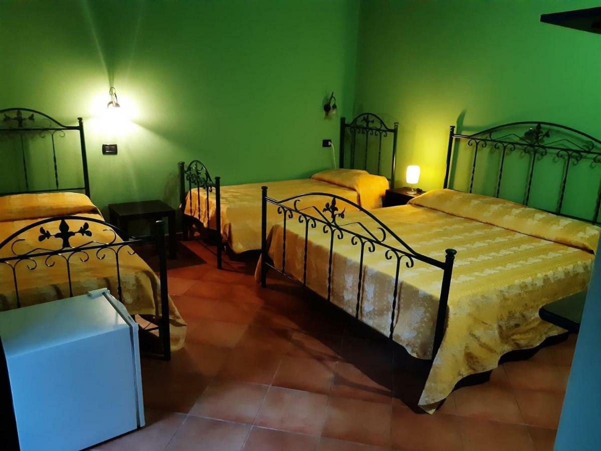 Agriturismo Il Pozzo Antico Маскали Экстерьер фото